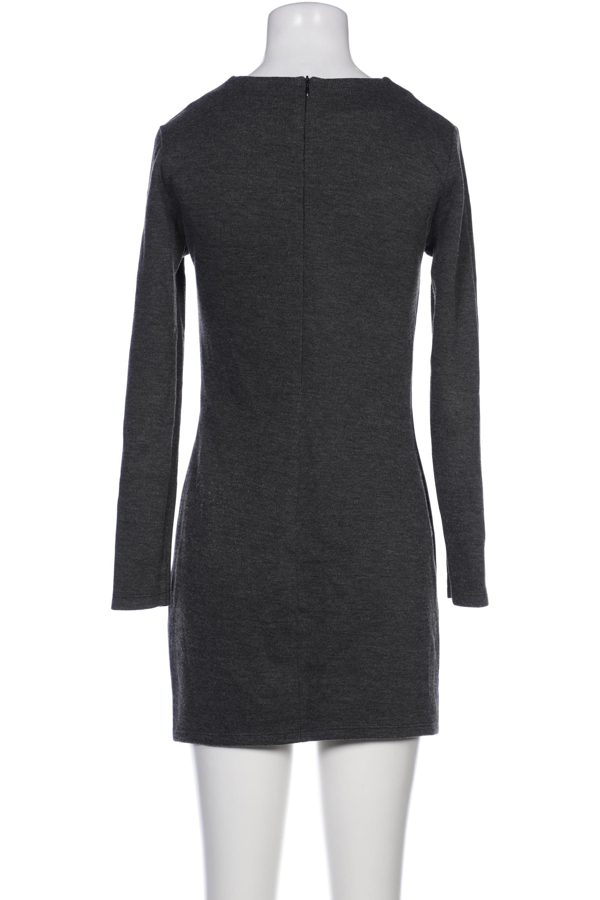 zara-damen-kleid-grau-eaa89aac-7b6e-48fc-8664-98d0586a31d9-image-1