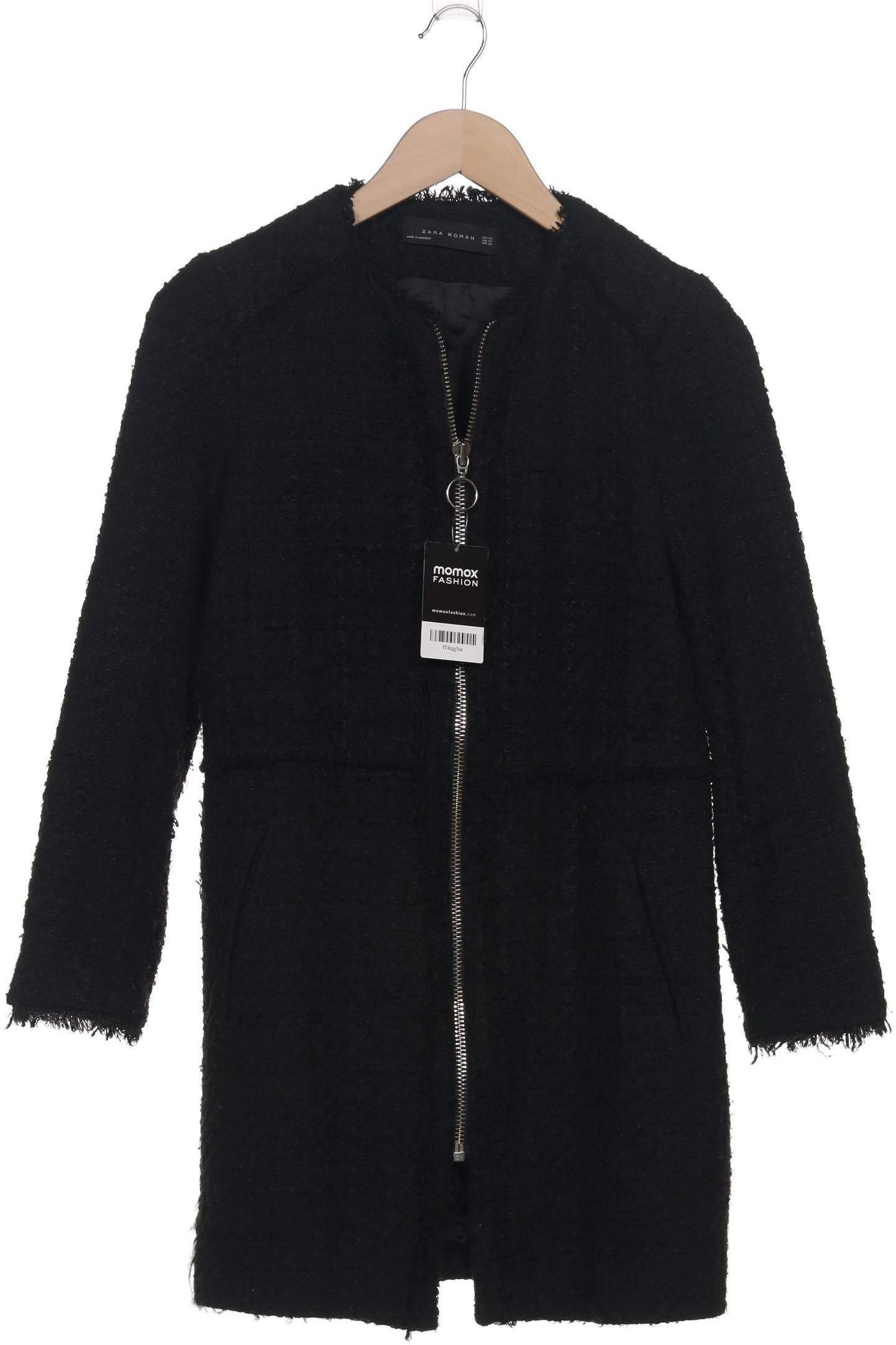 zara-damen-mantel-schwarz-2b0d08b7-0d19-4885-9344-a7c7a387188d-image-0