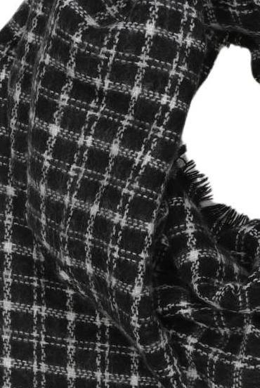 zara-damen-schal-oder-tuch-mehrfarbig-99741e09-bd3d-42a0-8089-f5d9f9c3580c-image-1