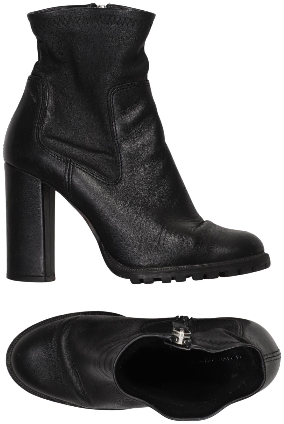 zara-damen-stiefelette-schwarz-9b5fdcef-c9af-4702-b8d9-52190b26929a-image-0