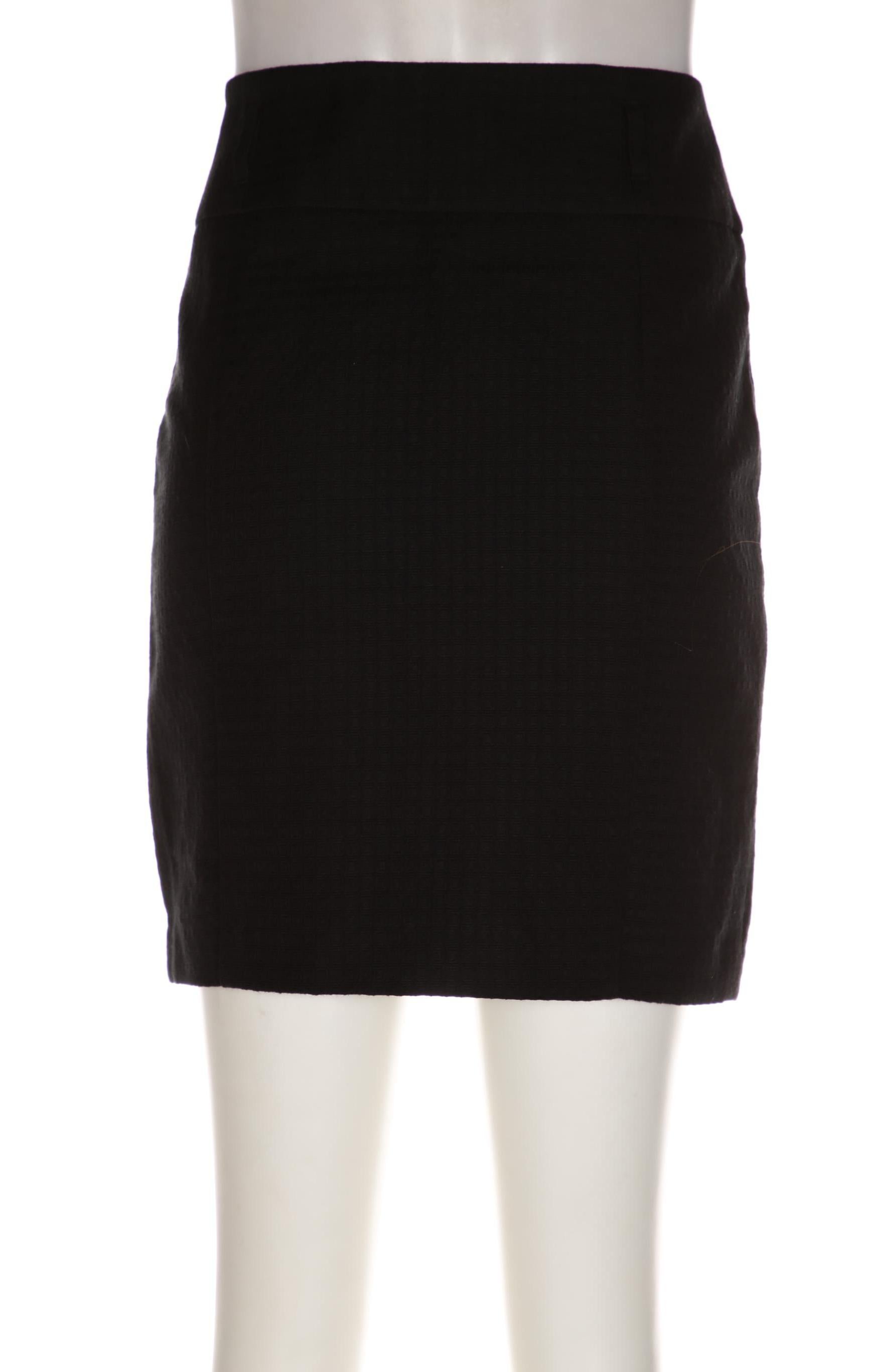 zero-damen-rock-schwarz-66bed68c-89d2-460d-aa17-a469a3ef26d1-image-1